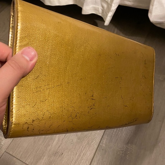 Yves Saint Laurent Patent YSL Clutch - Picture 4 of 7